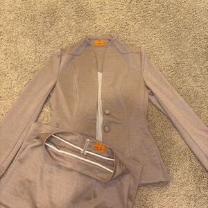 Elegant Tan Women's Blazer